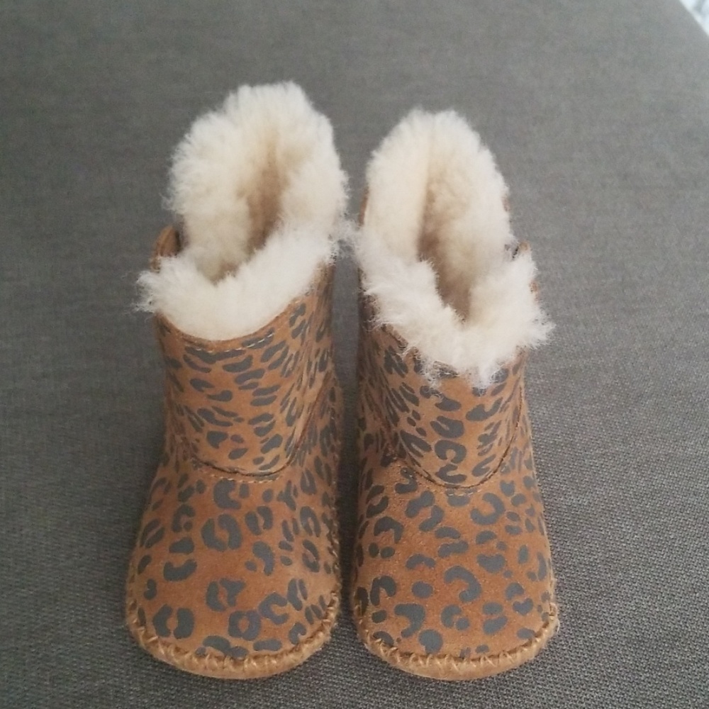 Leopard Uggs